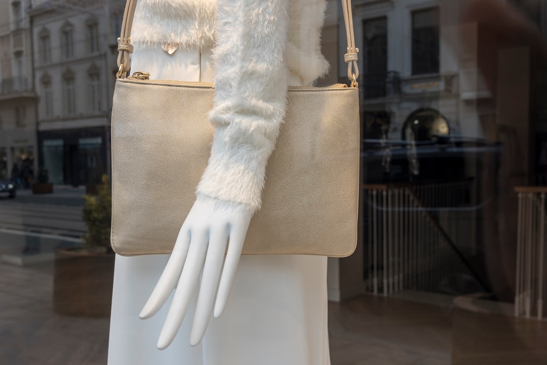 Unlocking Glamour with the Luxurious Glamorous Wash